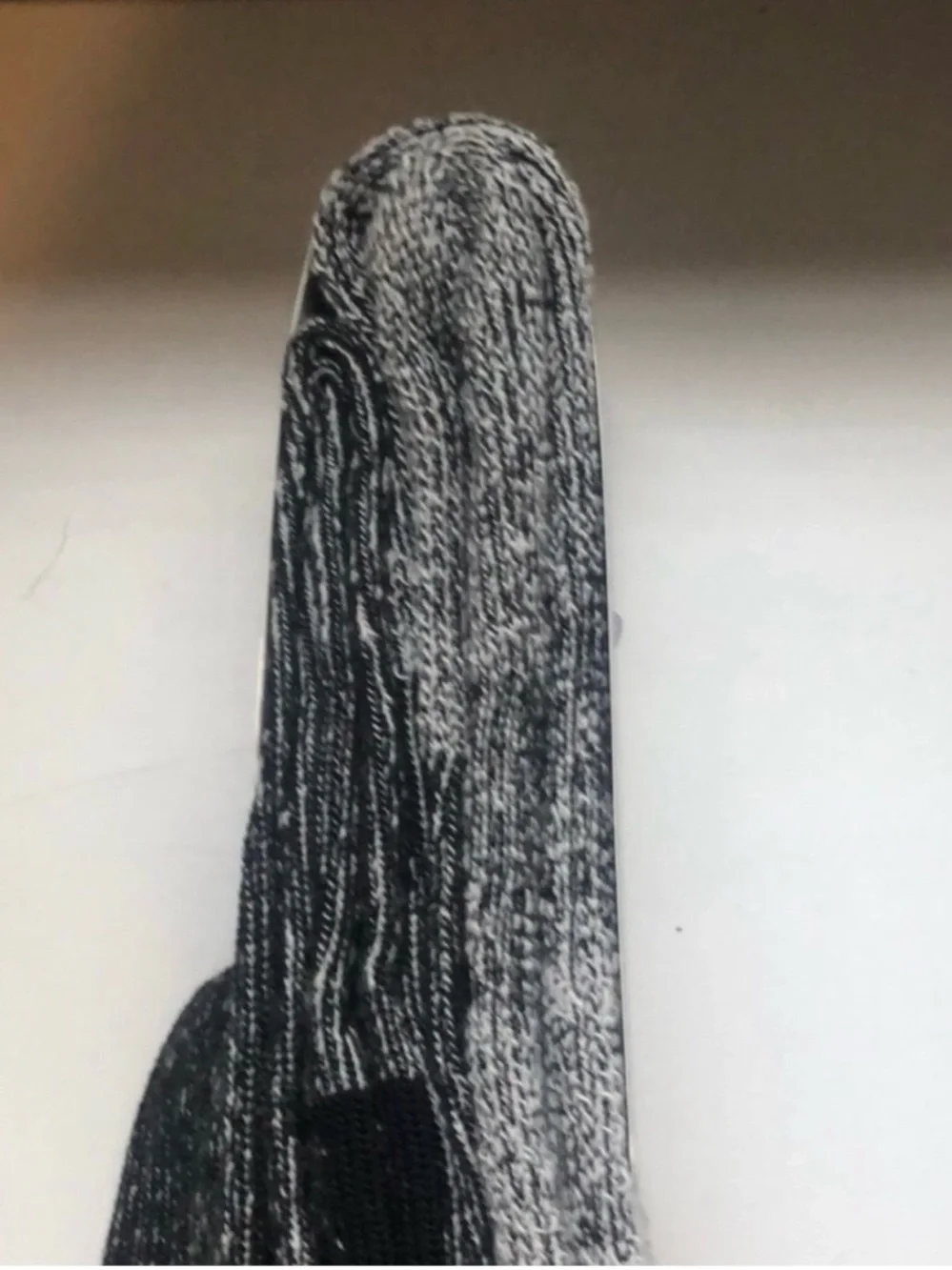 New Champion Socks Men’s 2 Pair Gray & Black Wool Crew Mid-weight Casual Outdoor